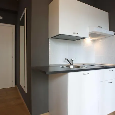 Myhome Отель 2*