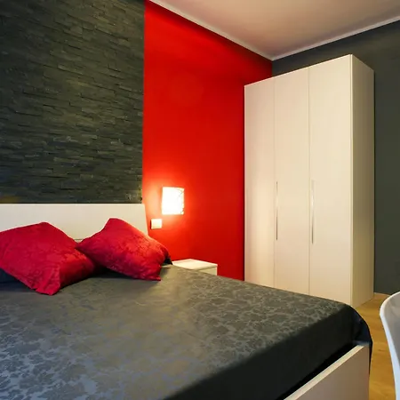 Myhome Hotell 2*